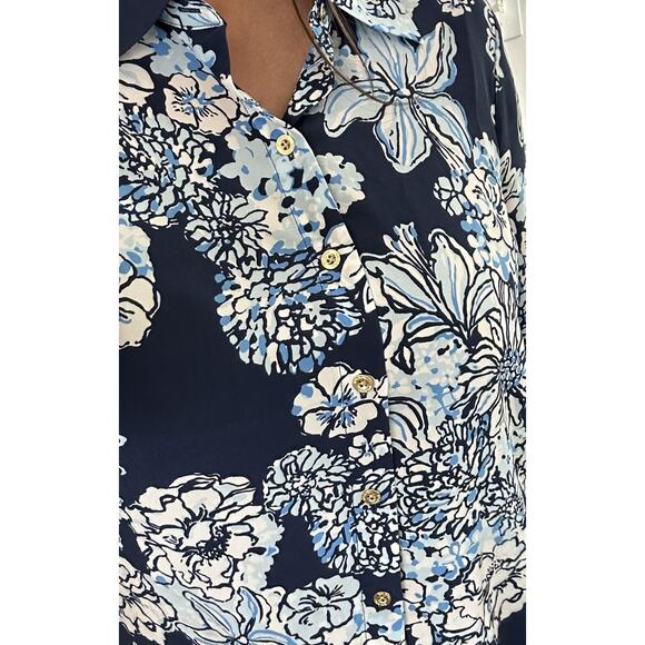 Lilly Pulitzer Size Small Farren 100% Silk Blue Floral Silk Blouse - Picture 7 of 9